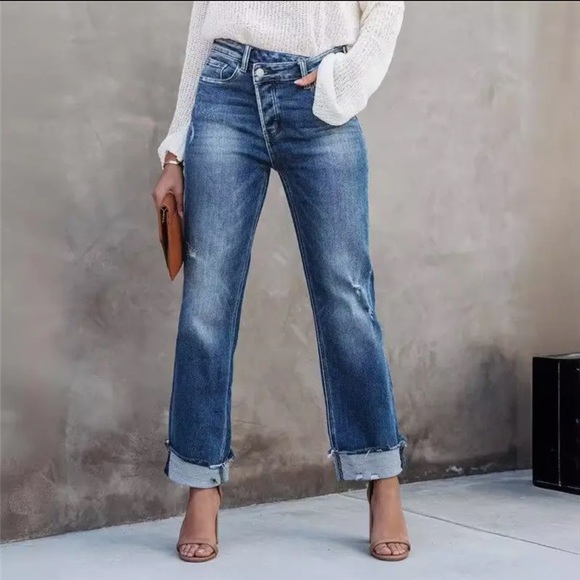 Denim - High Waisted Wide Leg Jean with Turn Up Hem